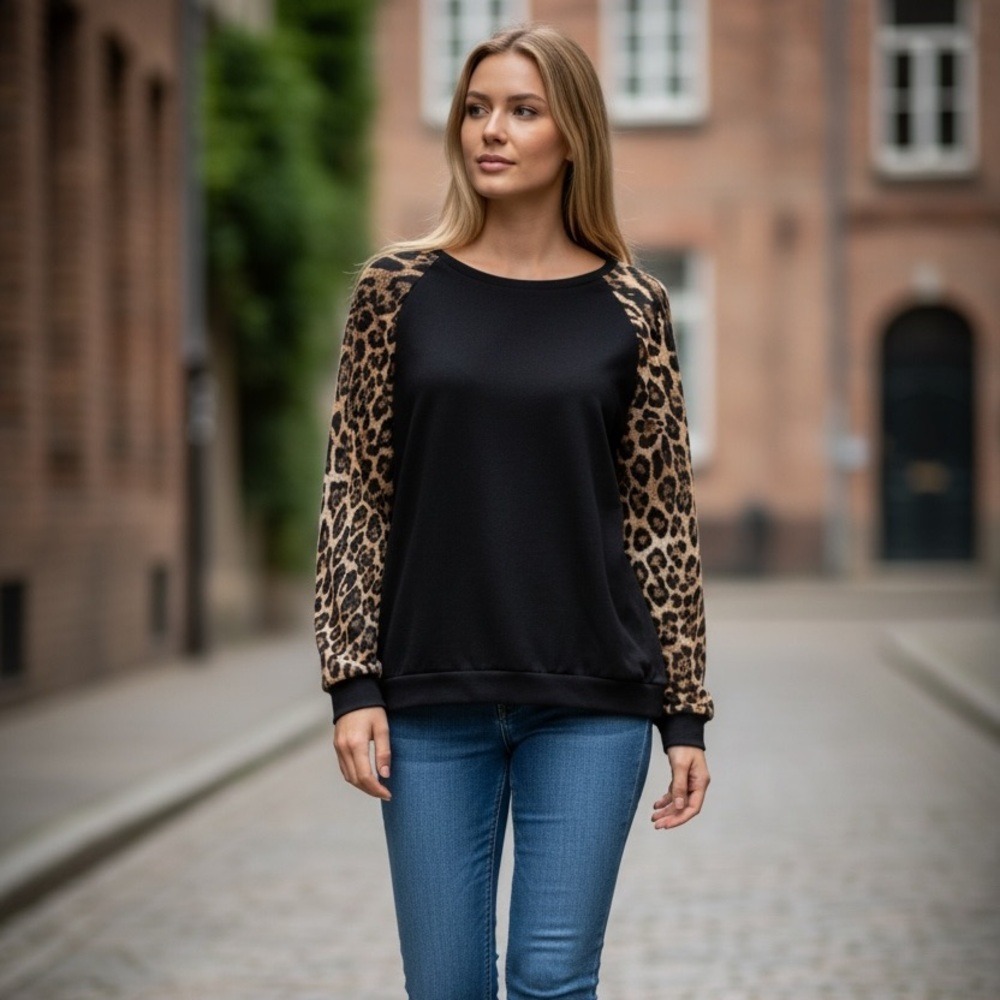 Candy Rose Medium Leopard‎ Print Sleeve Black Top